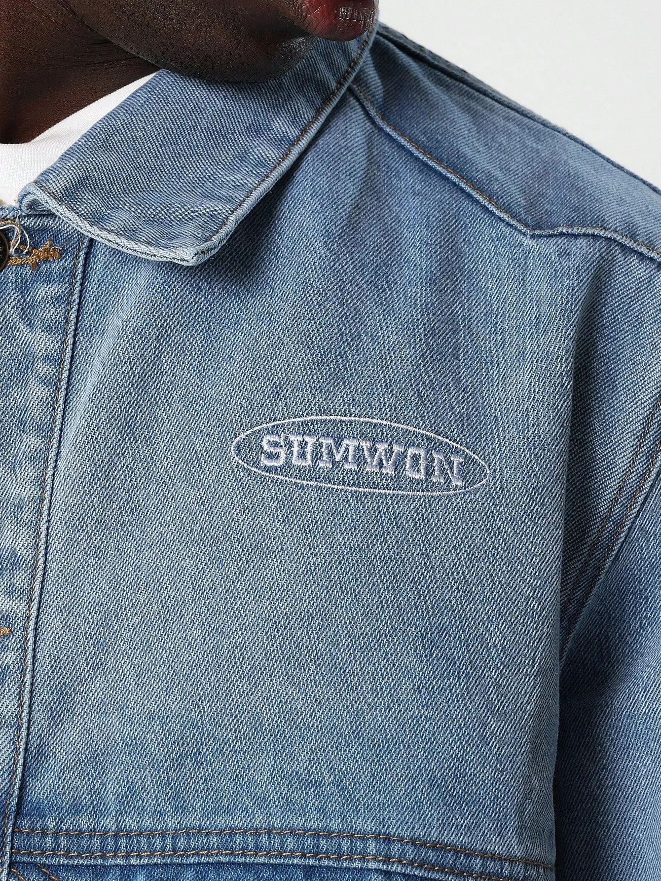 Cropped Washed Western Denim Jacket