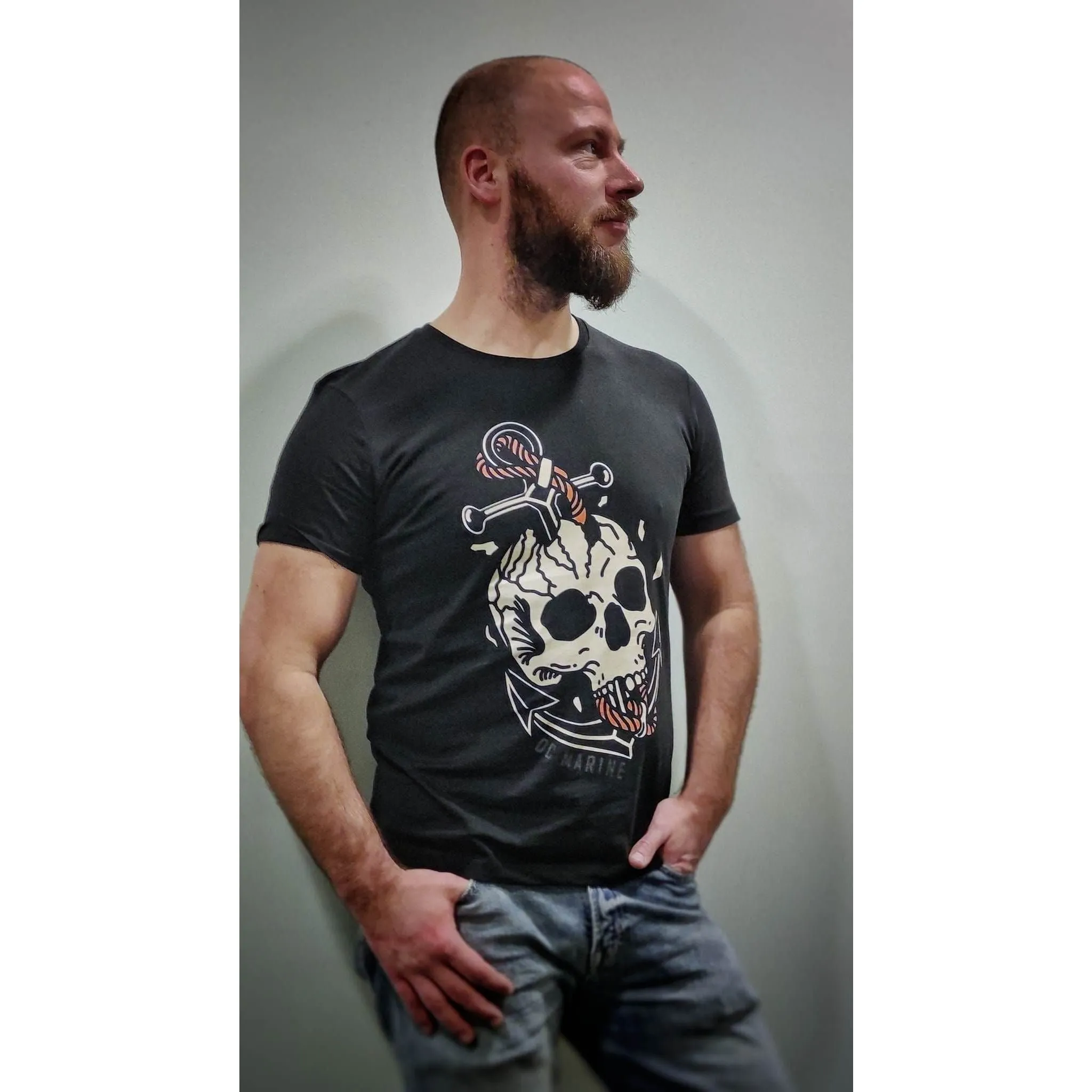 DC Marine - Classic Skull Organic Cotton T-Shirt