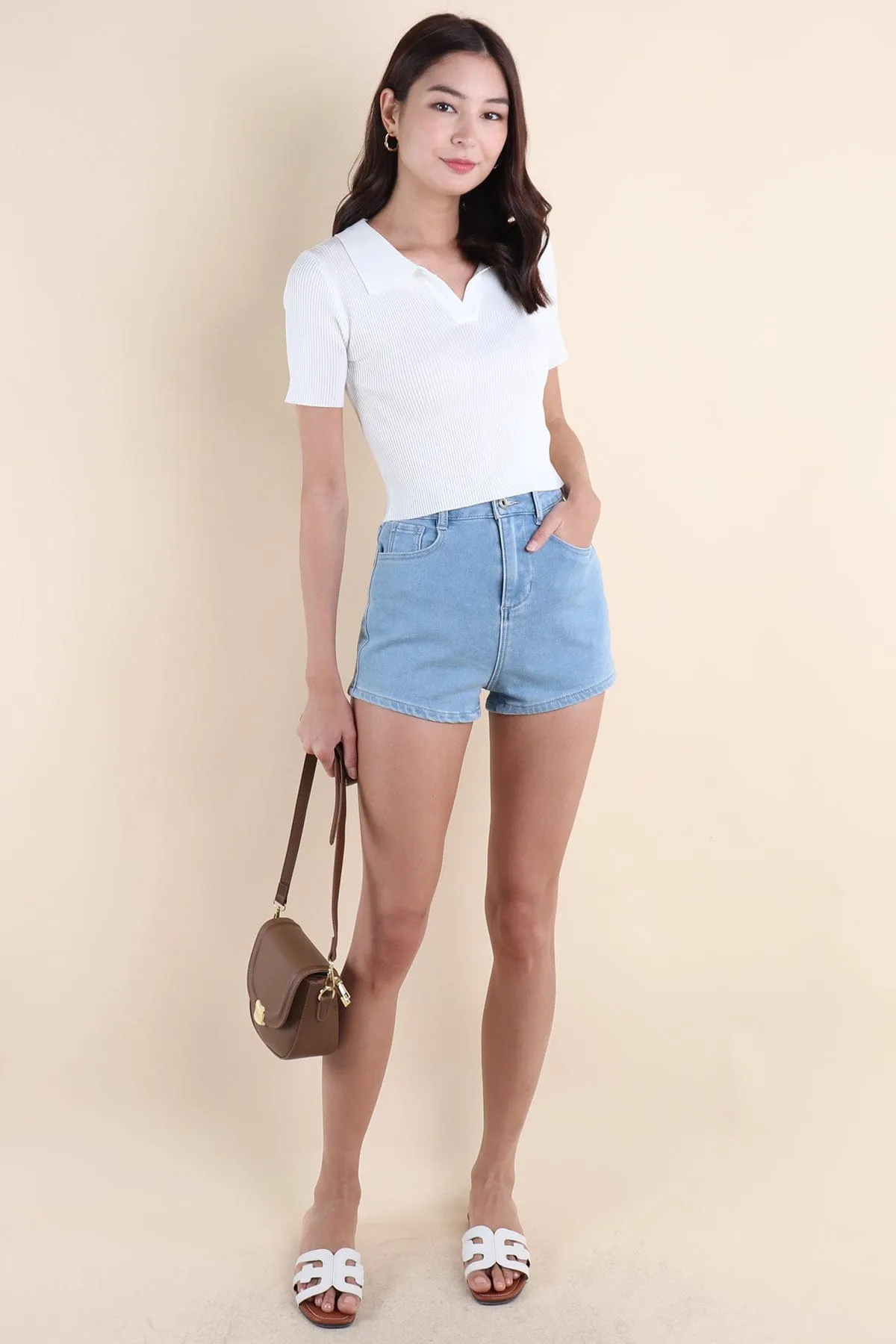 LUNA CURVE HEM DENIM SHORTS IN BLUE