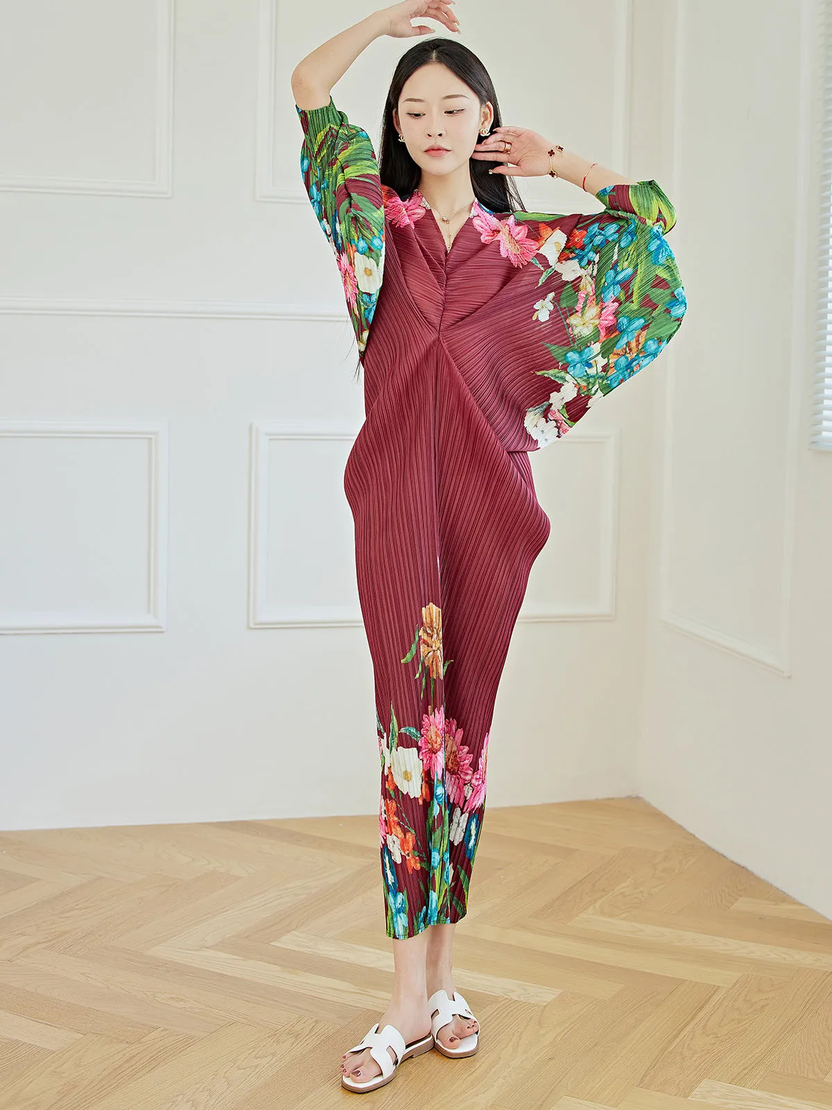 Miyake Pleated Floral Batwing Sleeve Dress