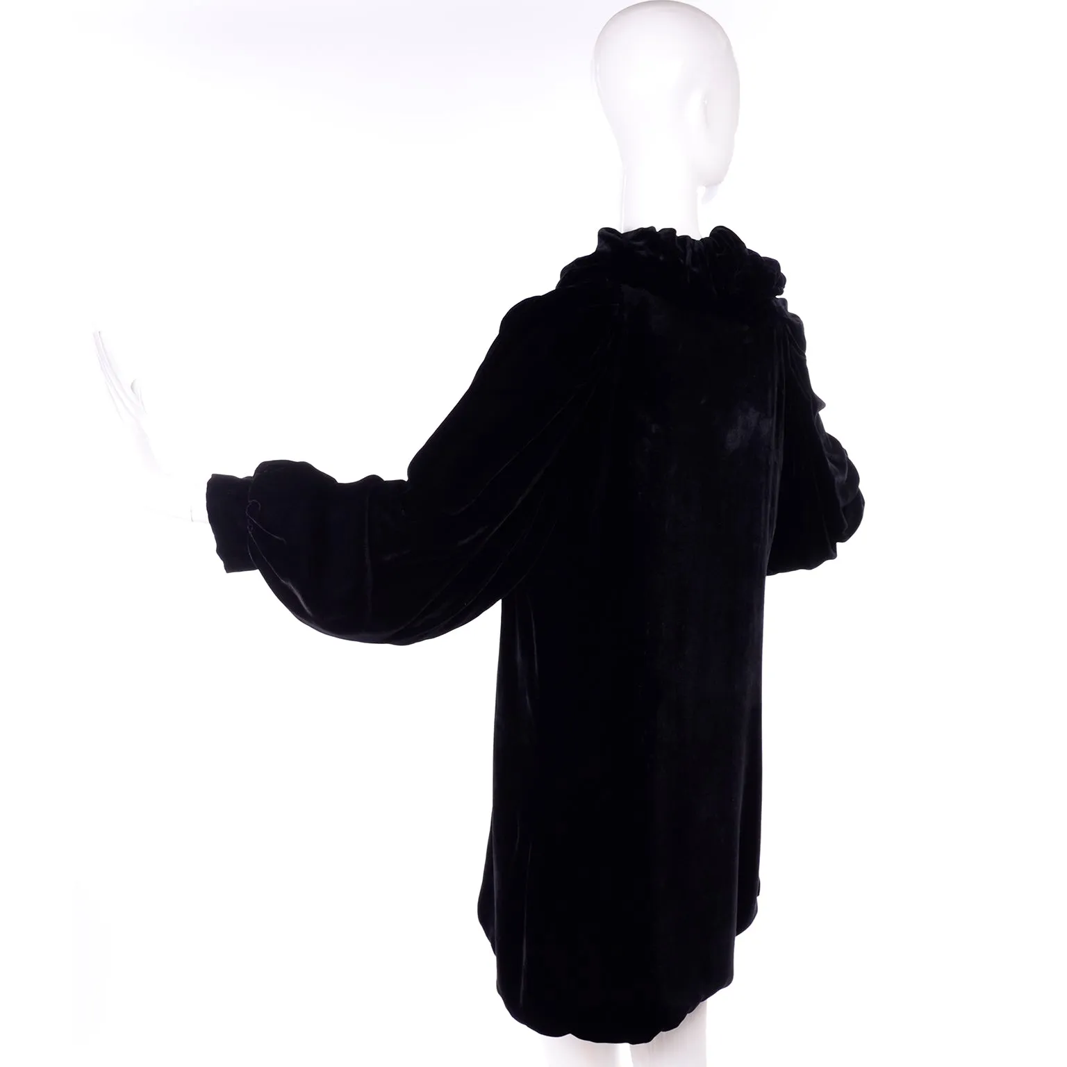 Vintage 1910s Black Velvet Evening Coat W/ Gathered Collar & Puff Sleeves