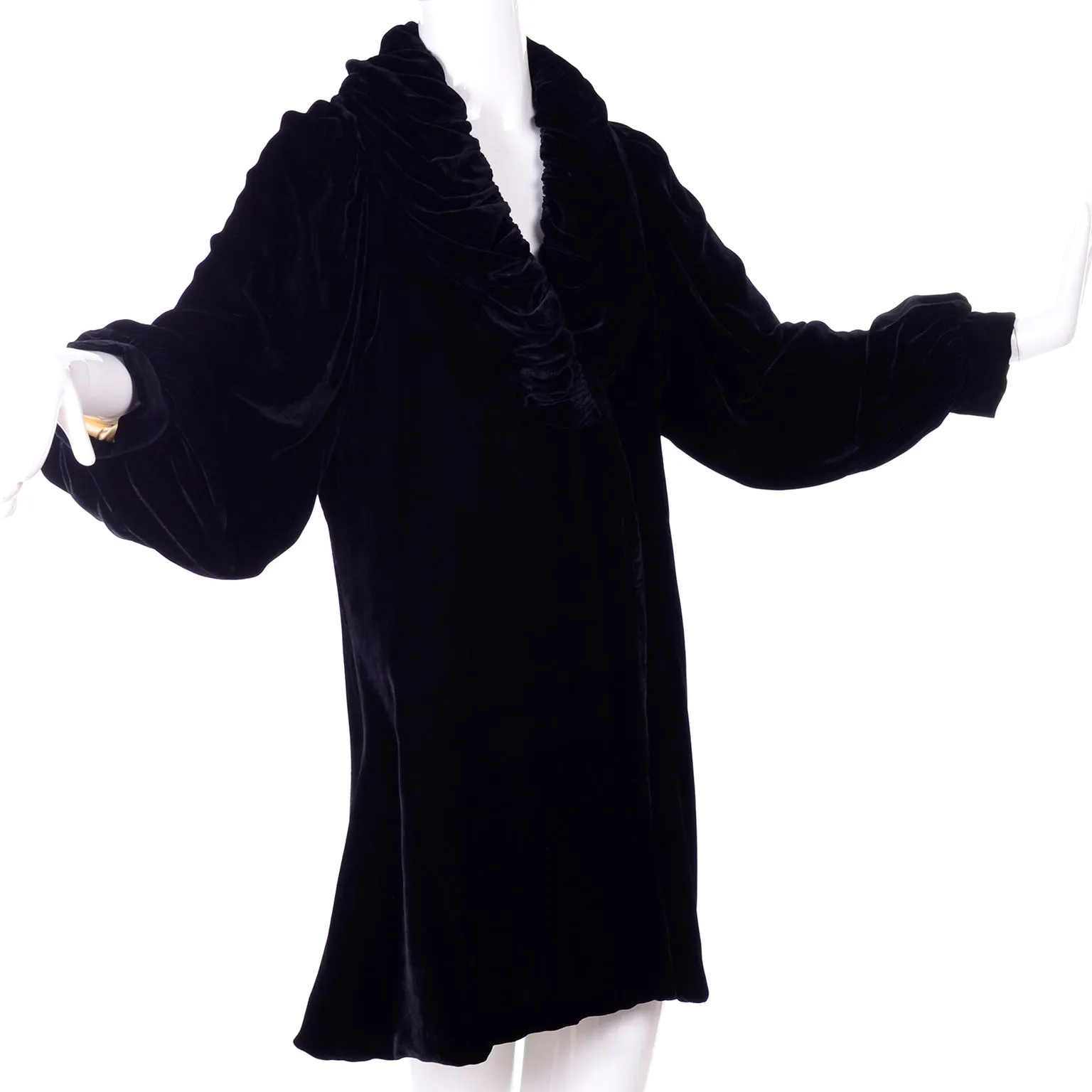 Vintage 1910s Black Velvet Evening Coat W/ Gathered Collar & Puff Sleeves