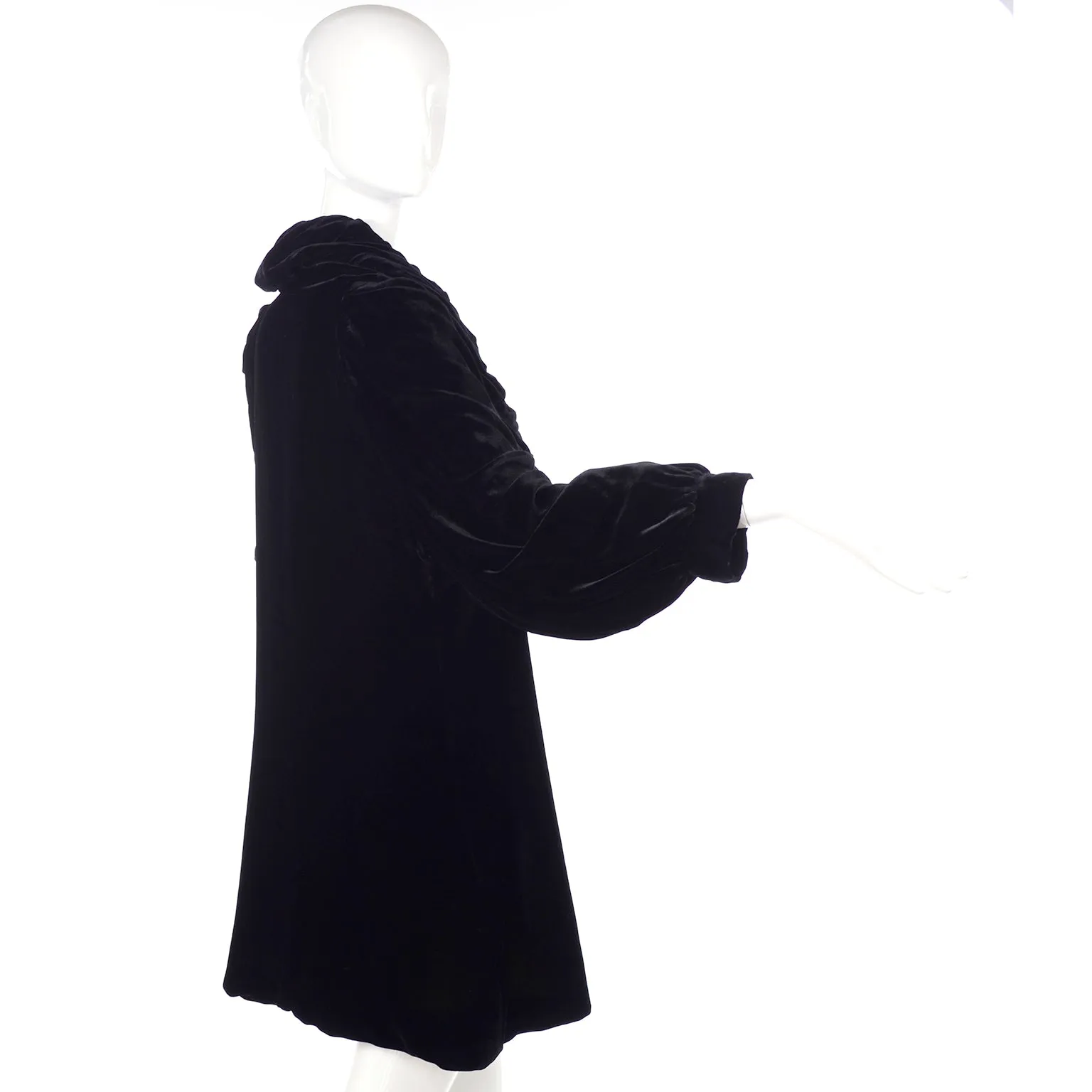 Vintage 1910s Black Velvet Evening Coat W/ Gathered Collar & Puff Sleeves